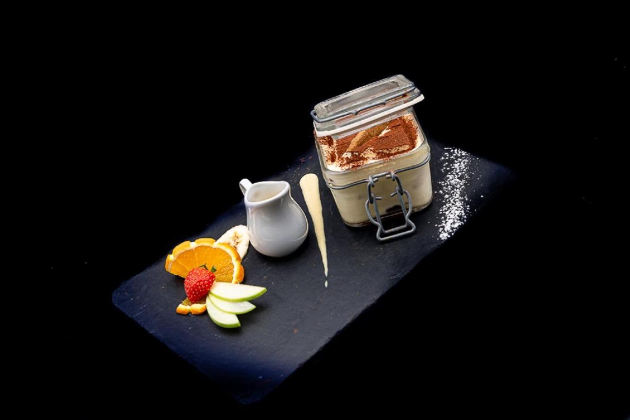 Auberge De L'Orangerie, BW Signature Collection Саланш Екстериор снимка